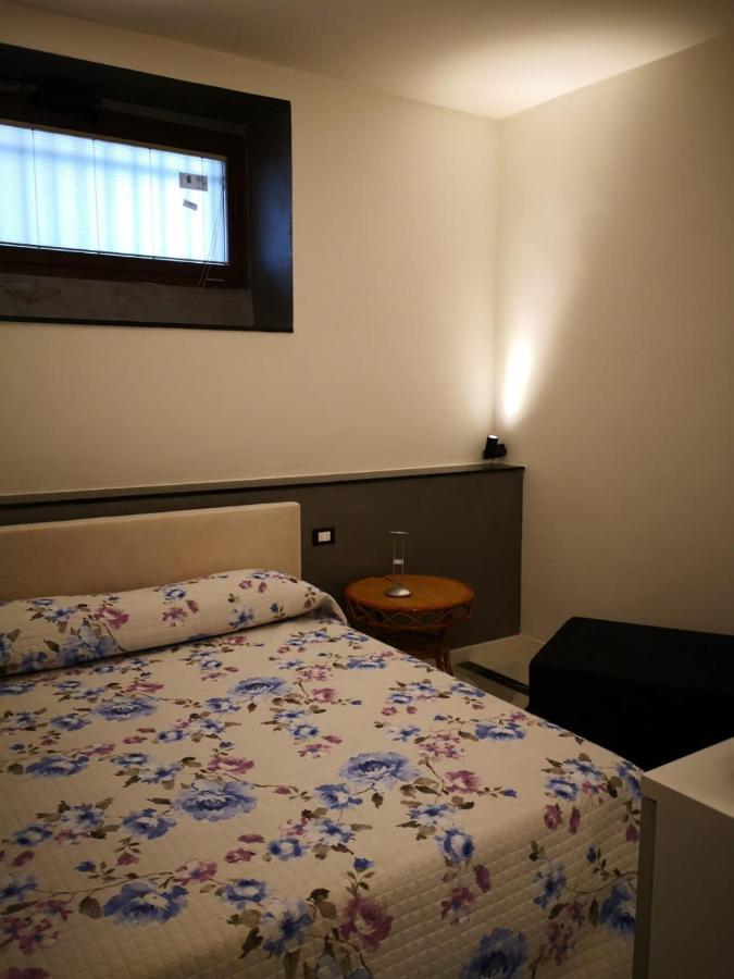 Apartamento La Casa Di Valentina Vado Ligure Exterior foto