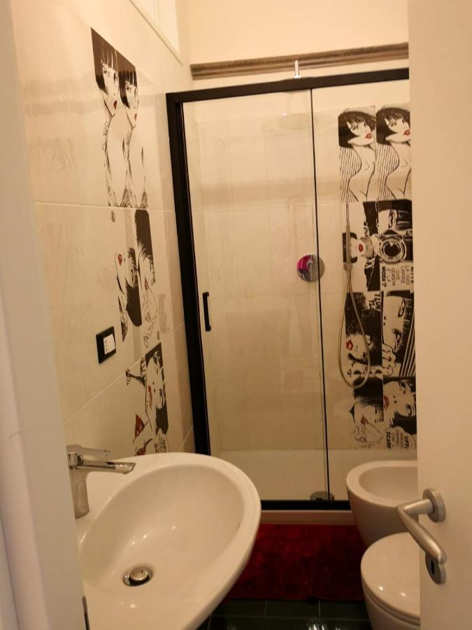 Apartamento La Casa Di Valentina Vado Ligure Exterior foto