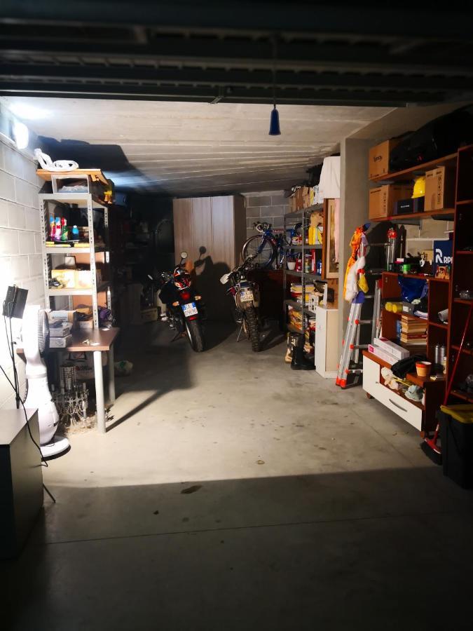 Apartamento La Casa Di Valentina Vado Ligure Exterior foto